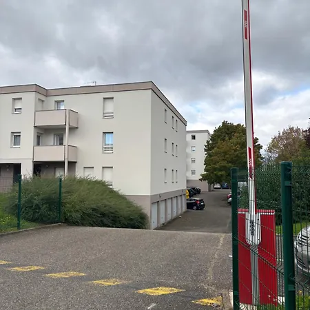 Strasbourg 7 Guests, 10 Min Center